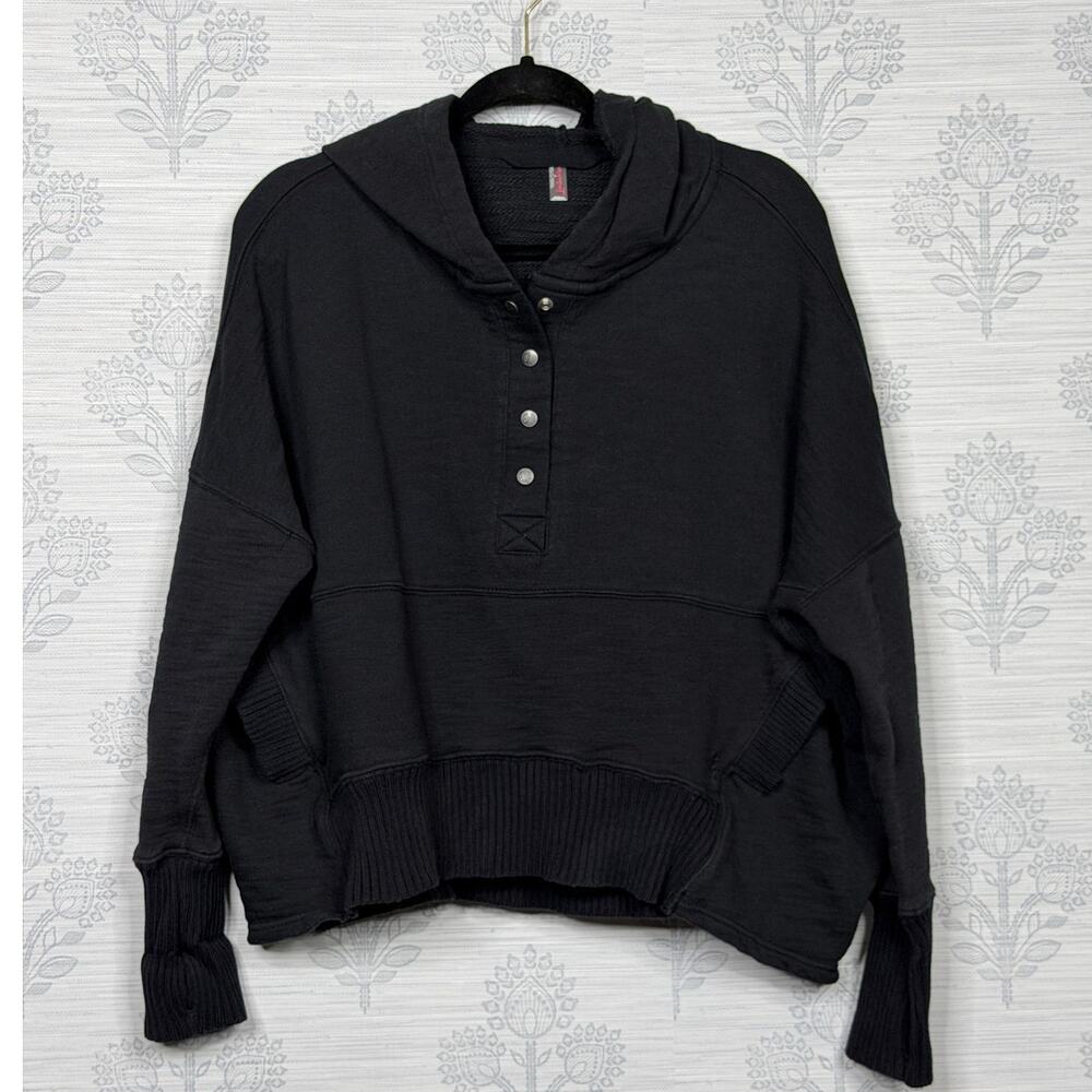 FP Movement Black Honey Dove Pullover Sweatshirt / Size-Small